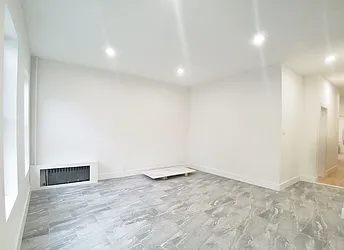 Rented by Next Door Realty NYC