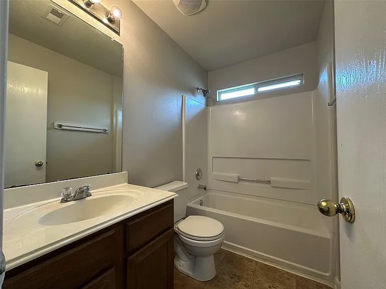 8607 Heather Bluff Ct — Photo 6