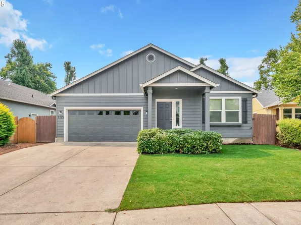 1175 Riverfront Way, Cottage Grove, OR 97424