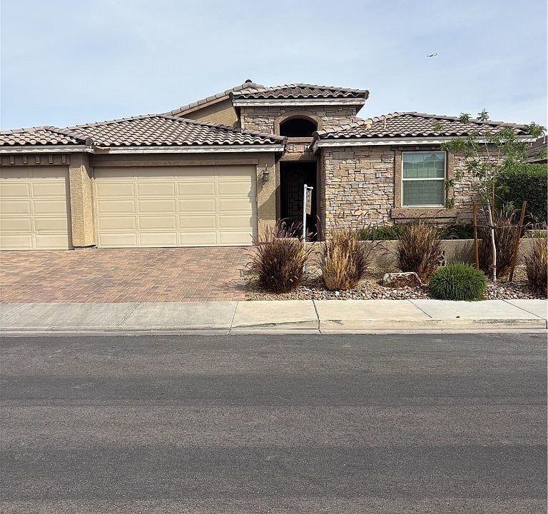 1st image of 1060 Barby Springs Ave