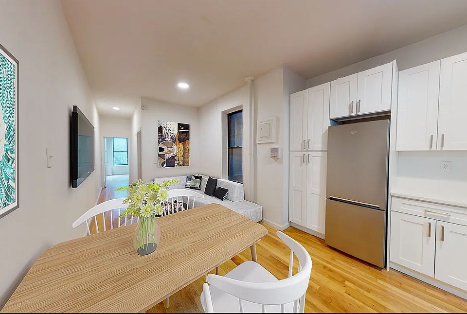 1st image of 525 E 83rd St APT 3W