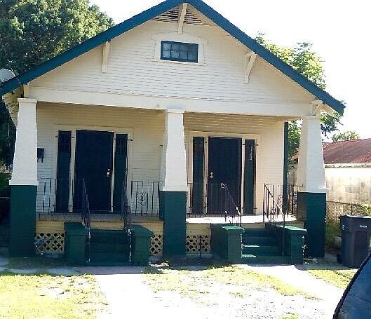 1st image of 2408-10 Lavender St