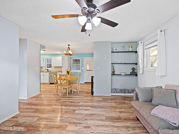 2nd image of 4304 Wendy Hills Dr