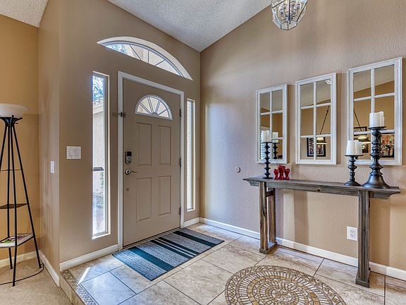 2nd image of 5832 E Le Marche Ave
