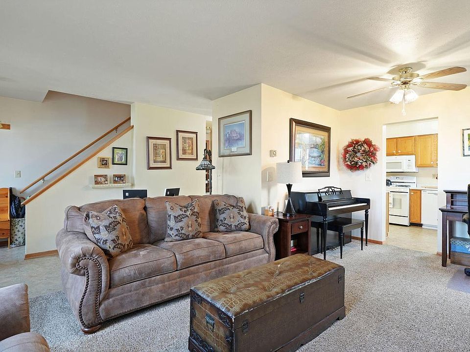 1st image of 315 East Sunny Hill DRIVE