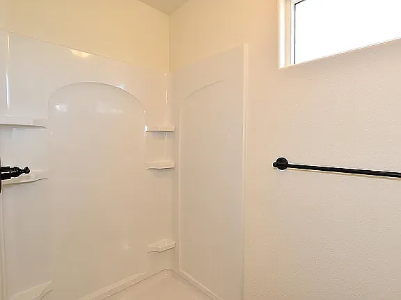 2405 Jasmine Ln — Photo 11