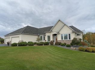 12460 Heather Ave N, Hugo, MN 55038