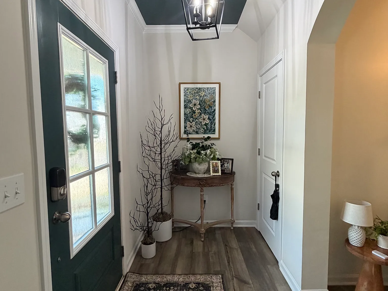 4 bed, 2801 sqft, $3,249 — Photo 3