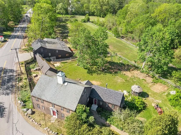 153 Exeter Road, Hampton Falls, NH 03844