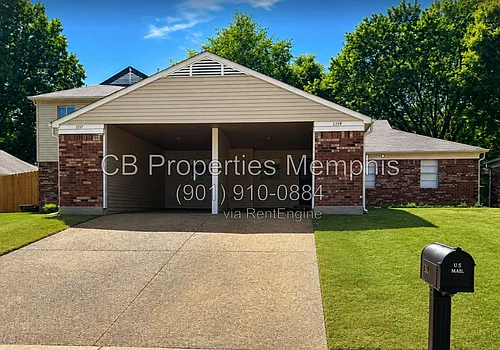 2219 Goldbrier Ln Photo 1