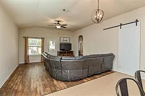 24407 Mizzen Ct — Photo 15