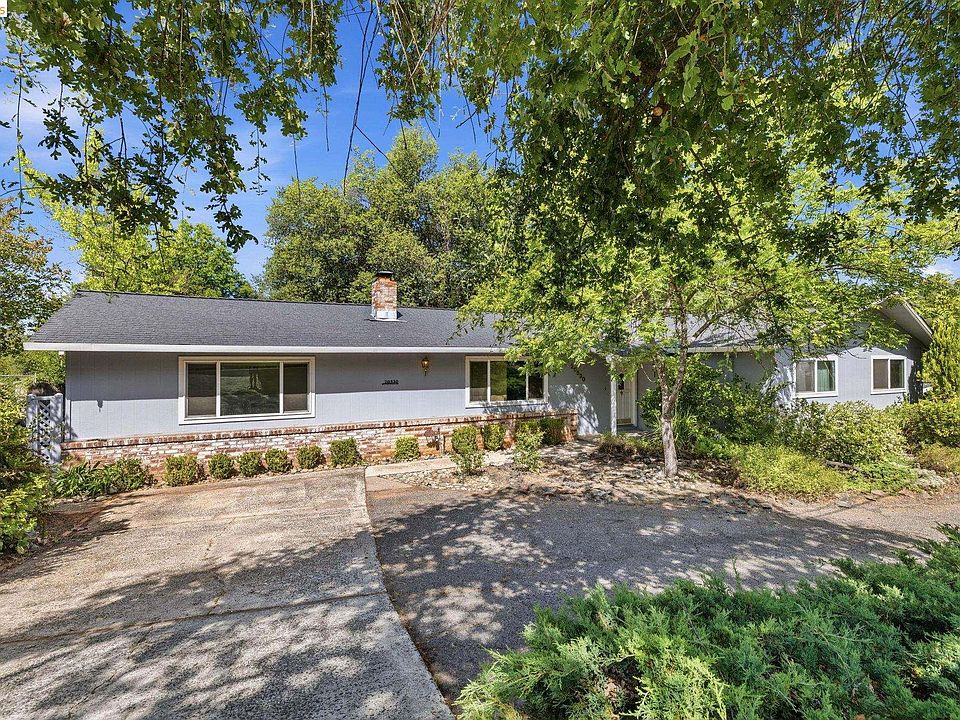 1st image of 20530 Deerfield Dr