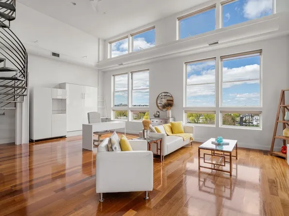 10 Ocean Ave Unit 414, Revere, MA 02151