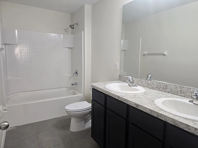 5024 San Palmore Dr — Photo 34