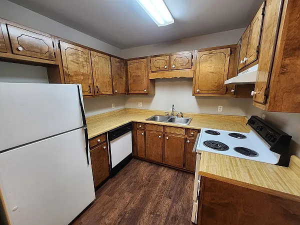 1744 Westland Dr SW #1 — Photo 8