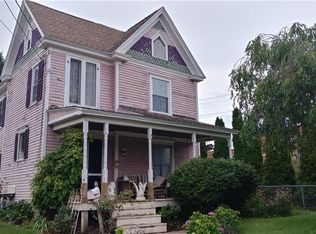 278 W North St, Geneva, NY 14456