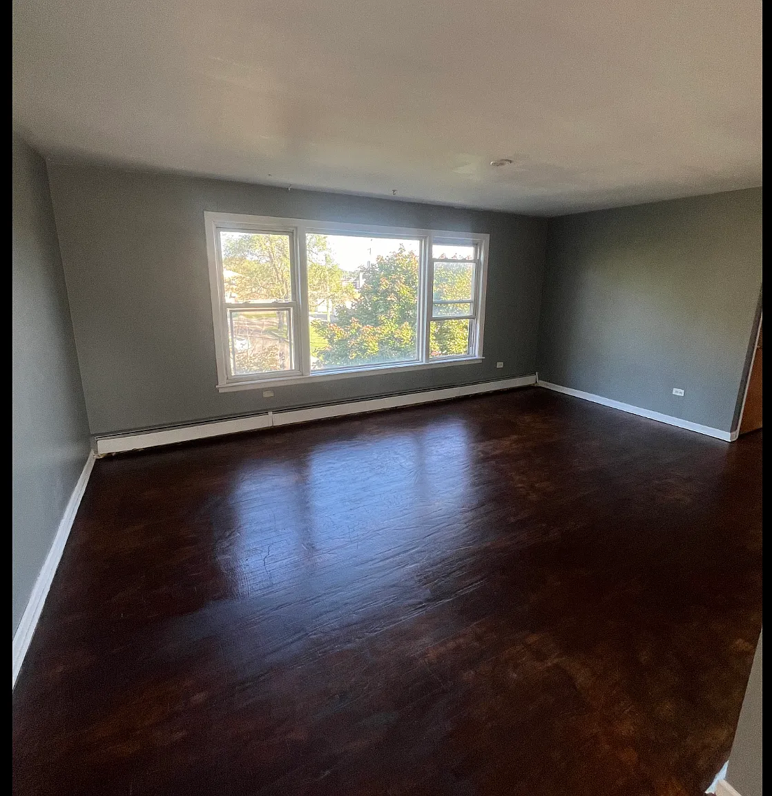 1 bed, 800 sqft, $1,900 — Photo 3