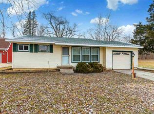 931 Cleveland Rd, Colona, IL 61241