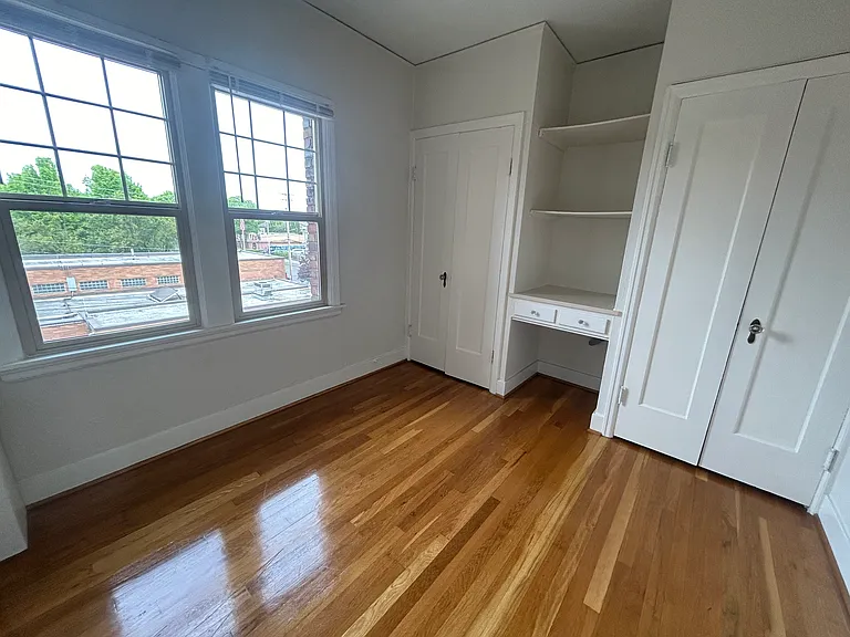 1530 NE 10th Ave #301 — Photo 5