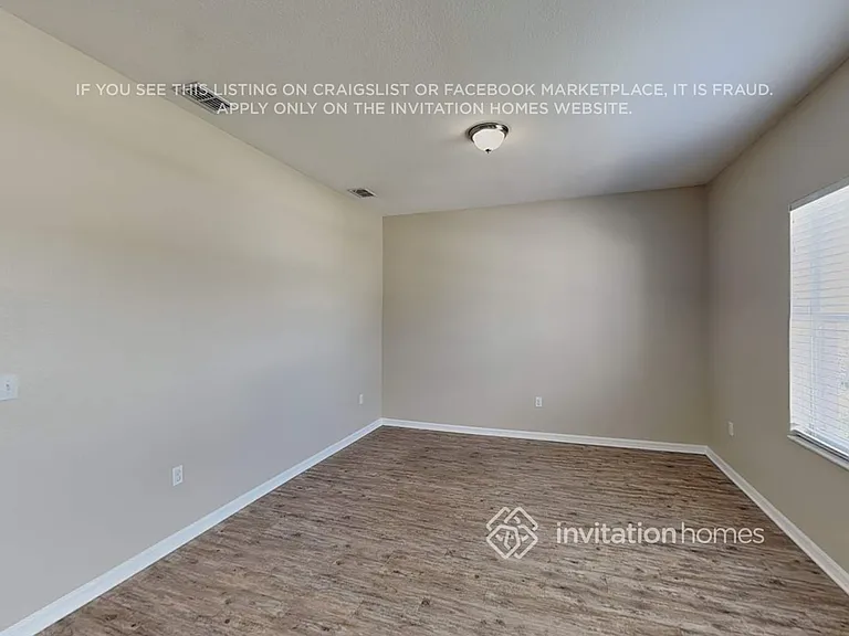3605 Bristol Cove Ln — Photo 3