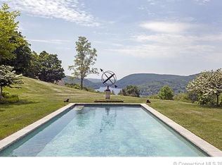 11 Lakeview Dr, Warren, CT 06777