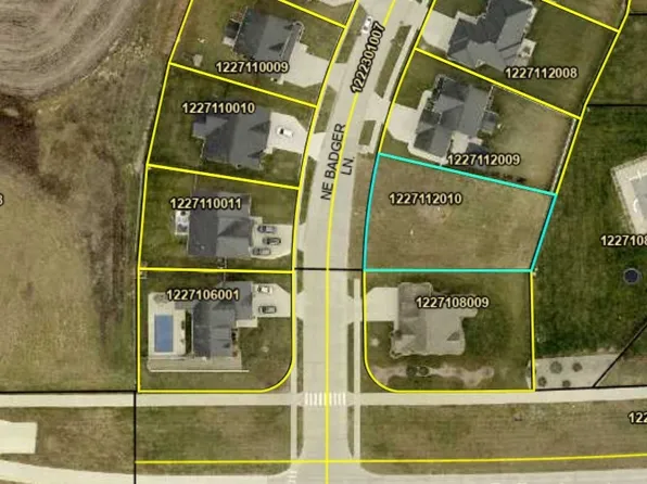 715 NE Badger Ln, Waukee, IA 50263