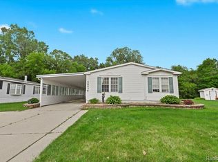 58036 Colchester Rd, Washington, MI 48094