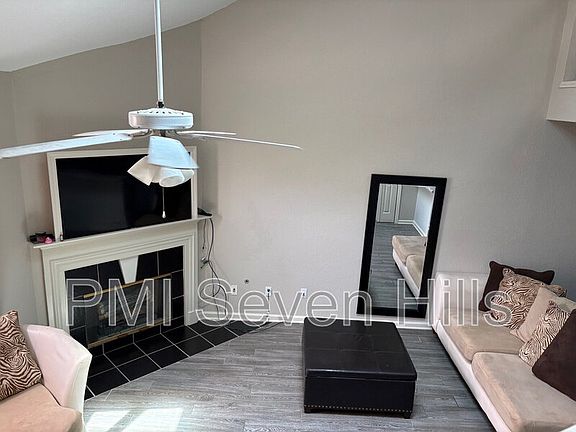 2nd image of 2475 Nugget Ln