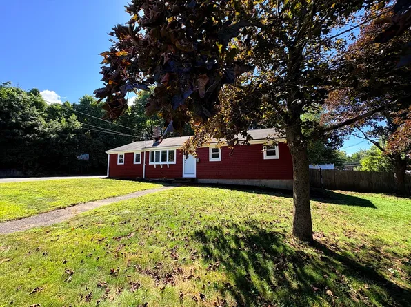 38 Frank St, Middleboro, MA 02346