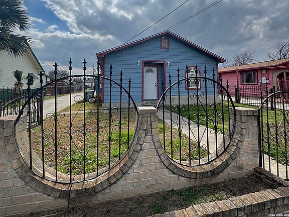 4th image of 2906 W POPLAR ST