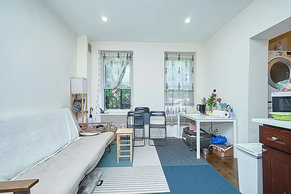 Rented by Keller Williams NYC | media 8