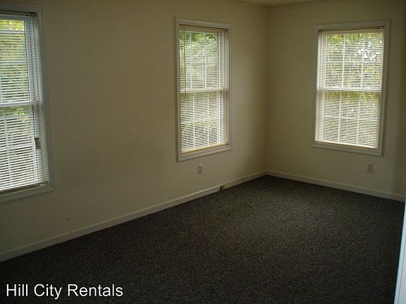 5th image of 6012 Igloe Dr #B