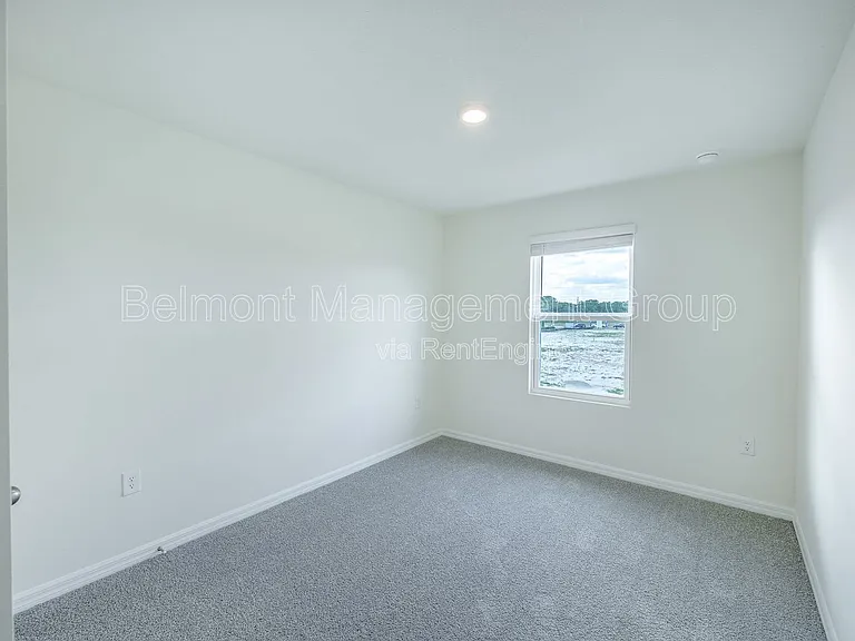8250 SW 67th Ave — Photo 12