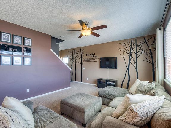 3rd image of 844 10th Ave NE
