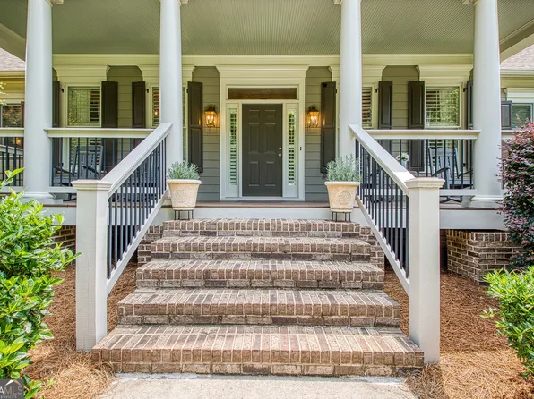 105 Trotters Rdg, Fayetteville, GA 30215