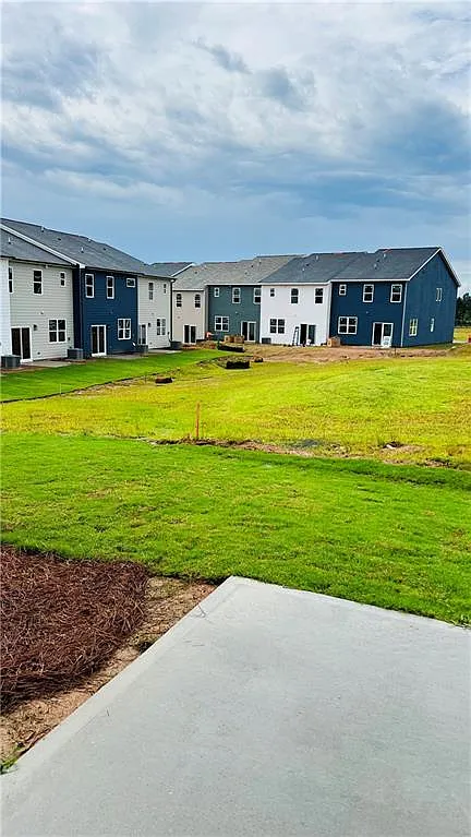 Building Photo - 40 Lumpkin Ln