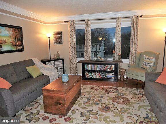 3rd image of 128 Obriens Cir