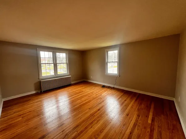 325 Kenwood Ave, 325 Kenwood Ave #2L, Delmar, NY 12054