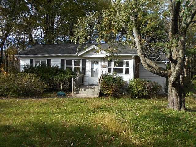 2nd image of 385 Overlook Rd