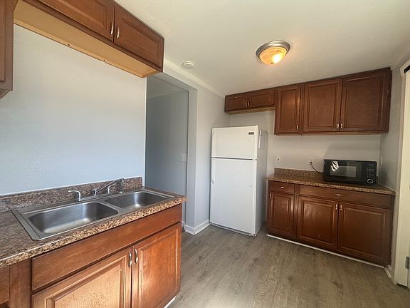 3rd image of 3405 Northlake Way NW APT 3