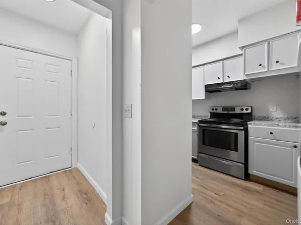 376 State Route 52 #6, Woodbourne, NY 12788