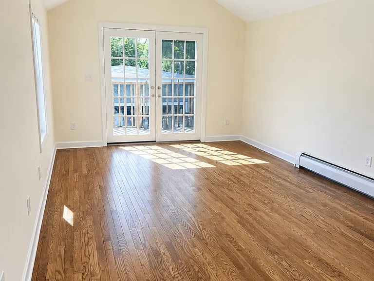276 Harbor St #2 — Photo 5