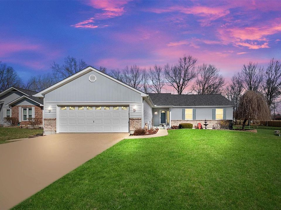 1st image of 151 Cottonwood Ln