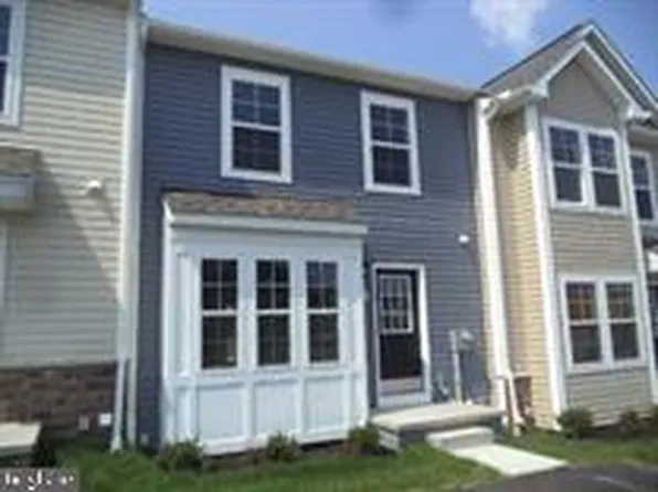 233 Homestead Dr, Hanover, PA 17331