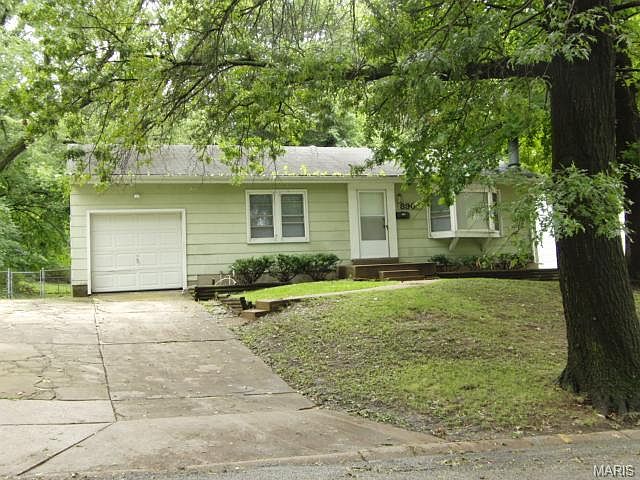 1st image of 8904 Saint Cyr Dr