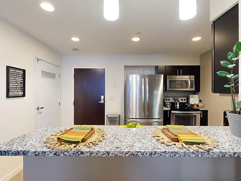 Innova Apartments — Photo 60
