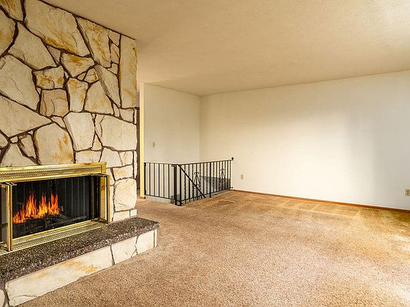 2nd image of 16634 W Hollister Hills Dr