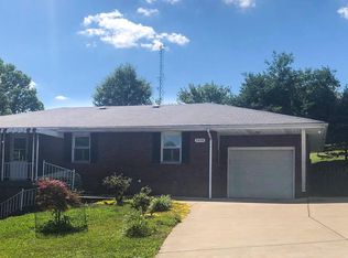 1908 Parkwood Dr, Parkersburg, WV 26104
