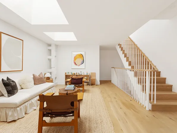 524 Halsey Street image 8 of 16