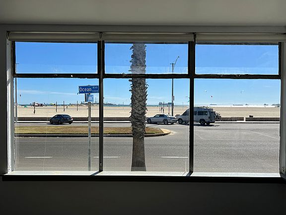 2nd image of 5325 E Ocean Blvd APT 1-OCEAN532